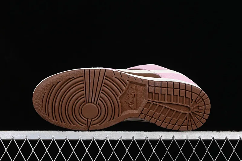 All Categories Nk SB Dunk Series Nk SB Dunk Low Low-top sneakers Stussy x Nk Dunk Low "Neapolitan" Reverse color SB low-top casual sneakers HM0987-200